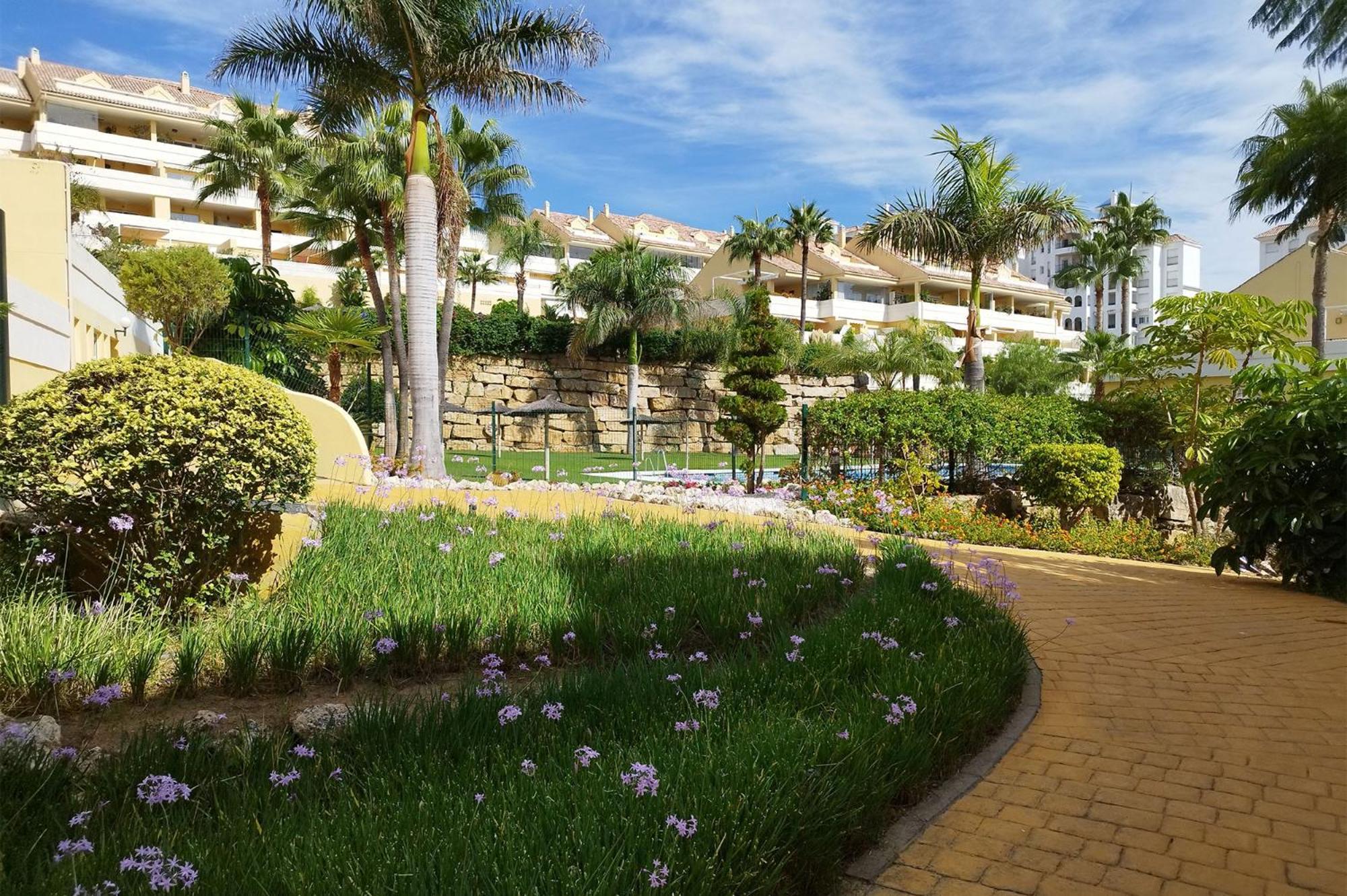 Puertosol 2 Apartment Estepona Exterior photo